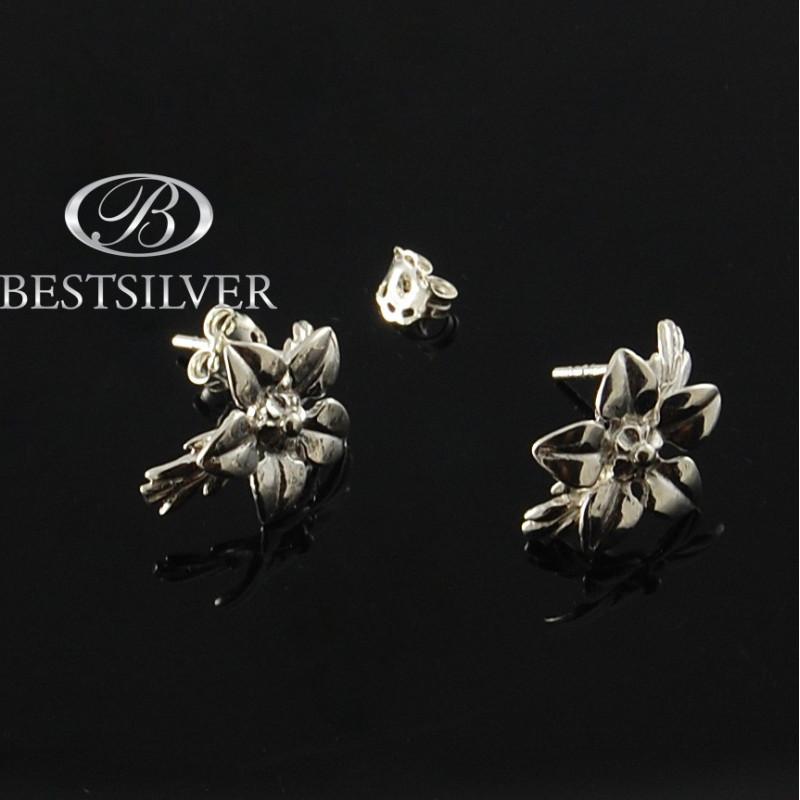 Kolczyki srebrne sztyfty kwiatki Srebro 925