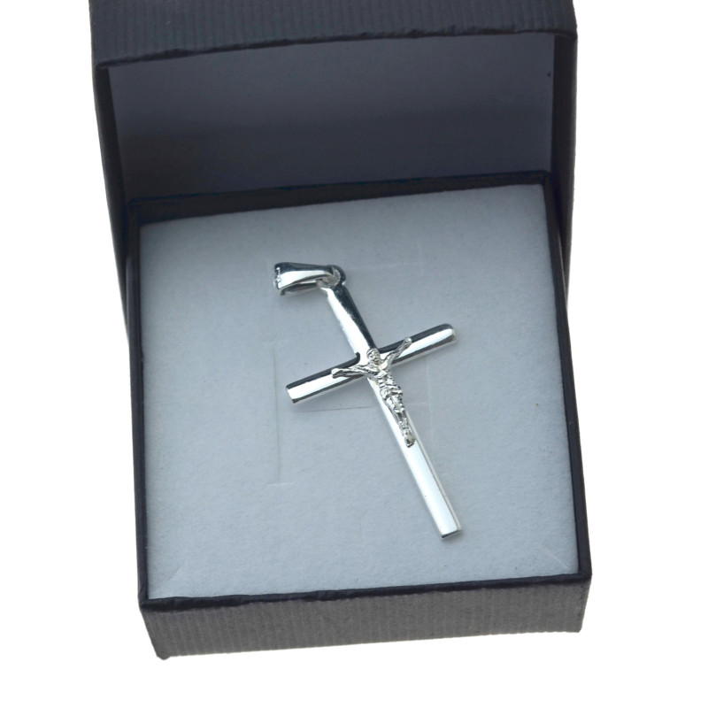 Widoczny Krzyżyk srebrny z P. Jezusem srebro 925 KR068